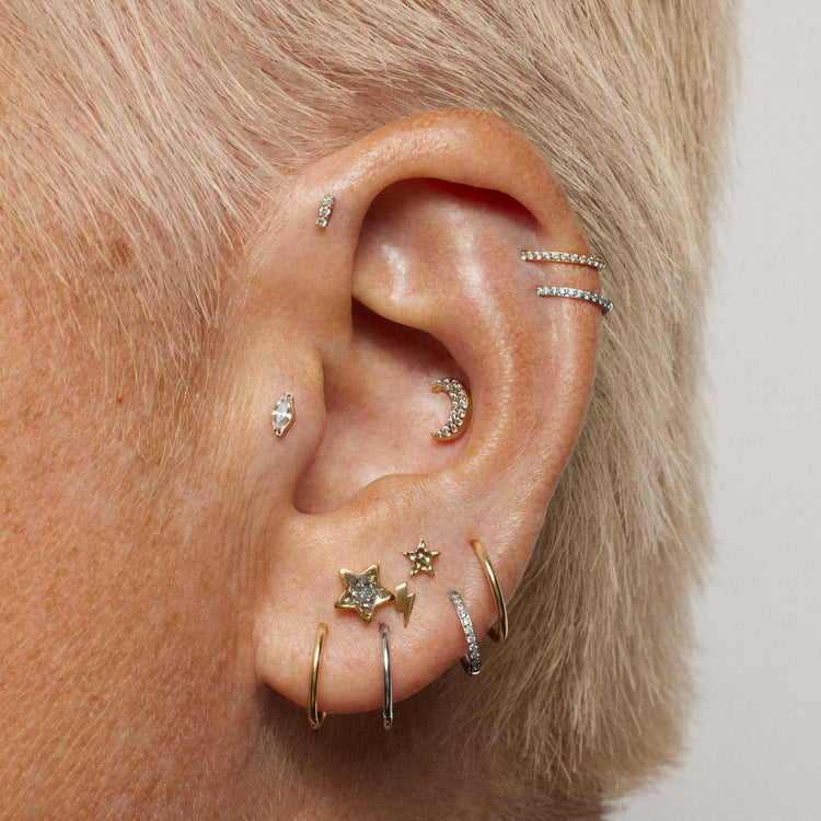 14k Hammered Star Flat Back Stud