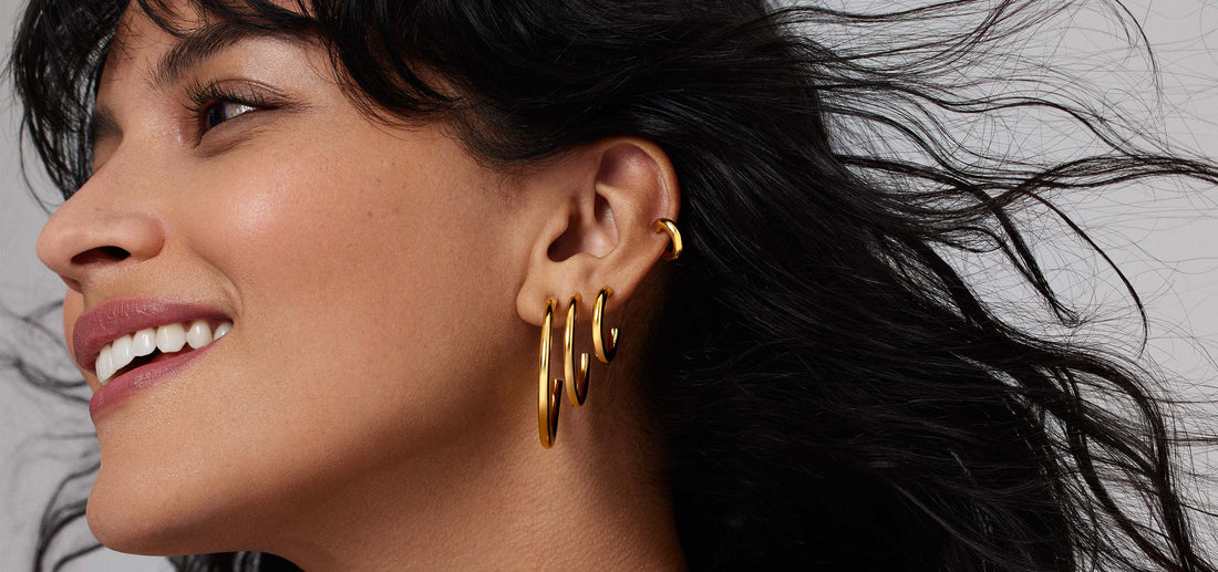 The Difference Between a Cartilage Ear Piercing and an Earlobe Piercing